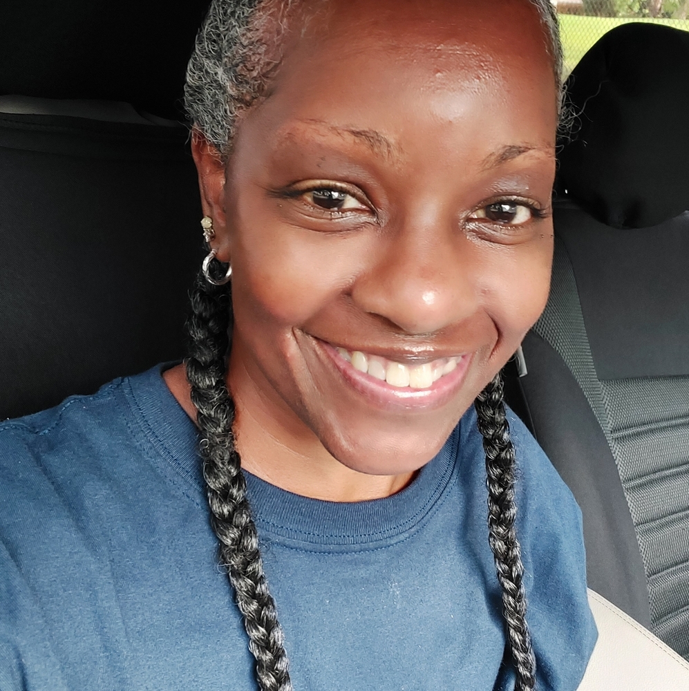 Meet your Posher, Kelley